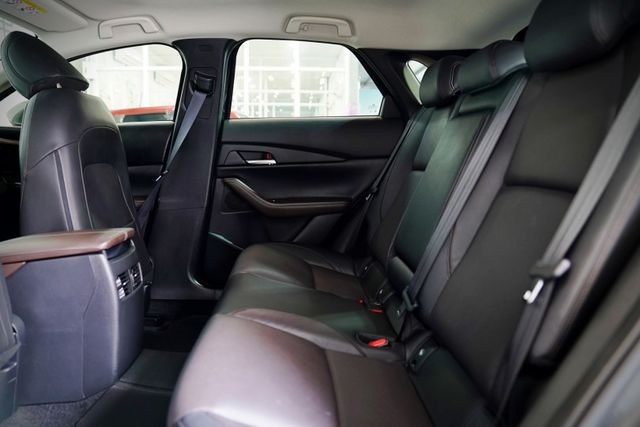 20S Signature｜原廠保養僅跑3.6萬里 ACC車道偏移 盲點 抬顯 電動椅 BOSE環景 電尾門  第8張相片