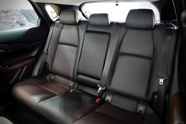 20S Signature｜原廠保養僅跑3.6萬里 ACC車道偏移 盲點 抬顯 電動椅 BOSE環景 電尾門  第9張相片