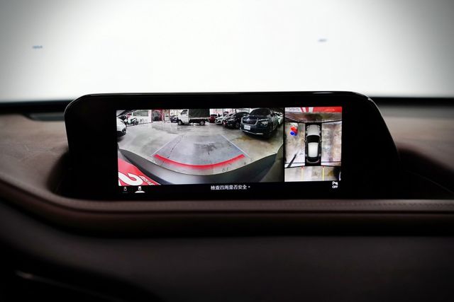 20S Signature｜原廠保養僅跑3.6萬里 ACC車道偏移 盲點 抬顯 電動椅 BOSE環景 電尾門  第14張相片