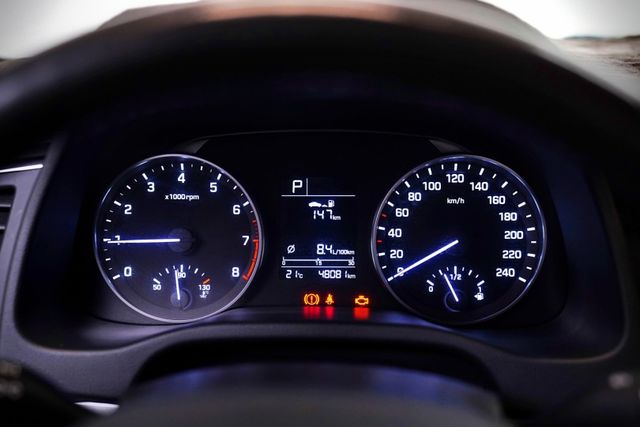 豪華版｜一手車 僅跑4.8萬里 定速循跡、倒車雷達、後座出風口  第13張相片