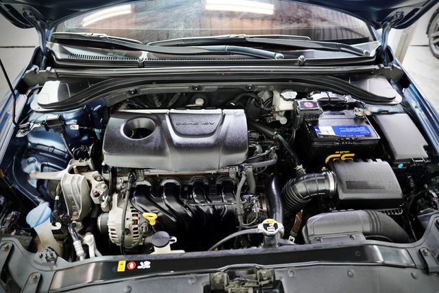 豪華版｜一手車 僅跑4.8萬里 定速循跡、倒車雷達、後座出風口  第19張相片