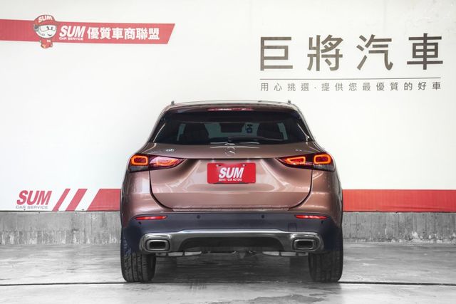 豪華版｜僅跑7.6萬里 ACC 盲點 倒影 環艙氛圍燈 iKey雙電動椅（記憶） 電尾門  第3張相片