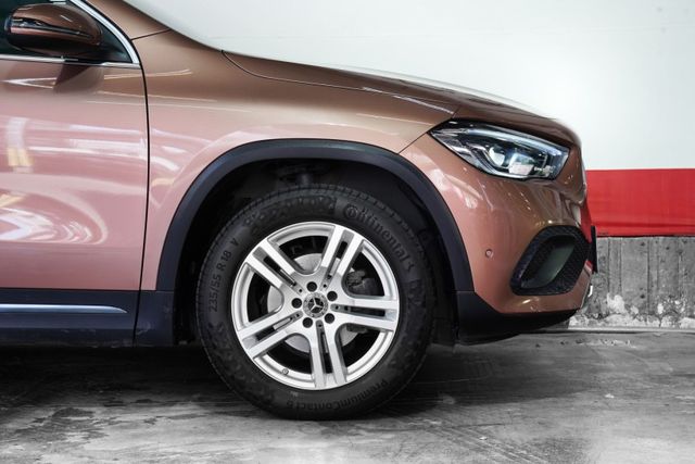 豪華版｜僅跑7.6萬里 ACC 盲點 倒影 環艙氛圍燈 iKey雙電動椅（記憶） 電尾門  第5張相片