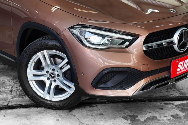 豪華版｜僅跑7.6萬里 ACC 盲點 倒影 環艙氛圍燈 iKey雙電動椅（記憶） 電尾門  第20張相片