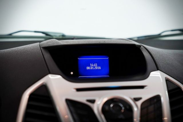 都會尊貴版｜原版件 加裝抬顯 有Ikey、摸門解鎖、定速、恆溫空調  第14張相片