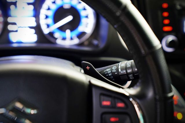 1.0T｜原廠保養 撥片 皮椅 HID頭燈 LED日行燈 恆溫空調 免鑰匙 定速  第11張相片