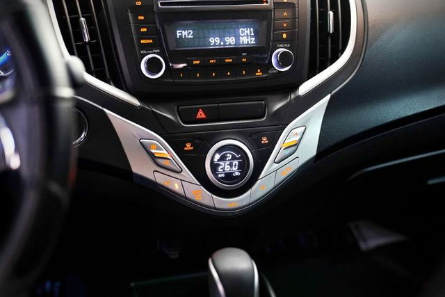 1.0T｜原廠保養 撥片 皮椅 HID頭燈 LED日行燈 恆溫空調 免鑰匙 定速  第14張相片