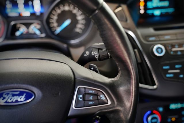 時尚經典型｜一手車  僅跑7.6萬里 原版件 盲點、恆溫、雙區溫控、換檔撥片、定速、自動大燈  第12張相片