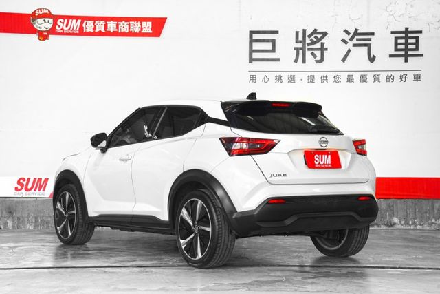 駕趣享樂版｜原廠保養 僅跑5.9千里 撥片 環景 導航 車道輔助 Bose環繞音響  第6張相片