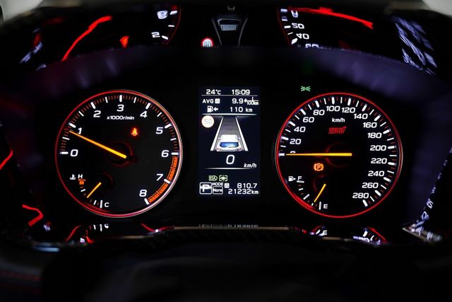 原廠保固 僅跑2.1萬里 ACC 車道偏移 盲點 天窗 倒影 電尾門 電子手煞  第12張相片