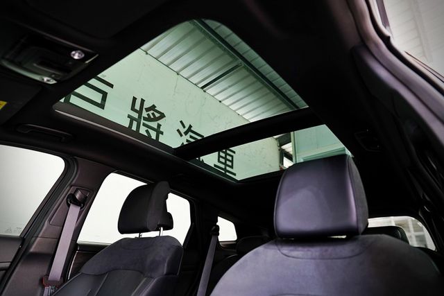 原廠保固僅跑2.1萬里 全景天窗 ACC跟車 車道偏離 盲點 360環景 電尾門  第10張相片
