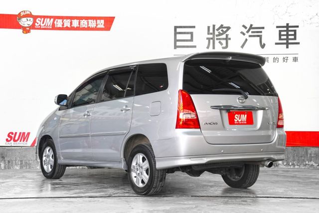 僅跑8.2萬里 原版件 鋁圈 皮椅 雙安 多功能影音 倒車顯影 導航 抬頭顯示  第7張相片