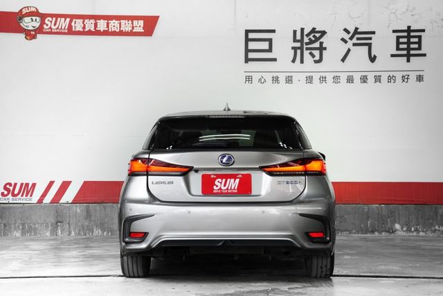 小改後 ACC 車道偏移 雙電動椅電熱椅 倒影 I-Key 自動大燈 雙區恆溫  第3張相片