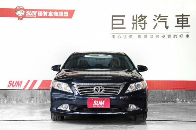 原鈑件 定速、恆溫空調、倒車顯影、導航、後座出風口，加裝胎壓偵測  第2張相片