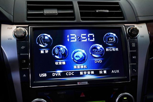 原鈑件 定速、恆溫空調、倒車顯影、導航、後座出風口，加裝胎壓偵測  第13張相片