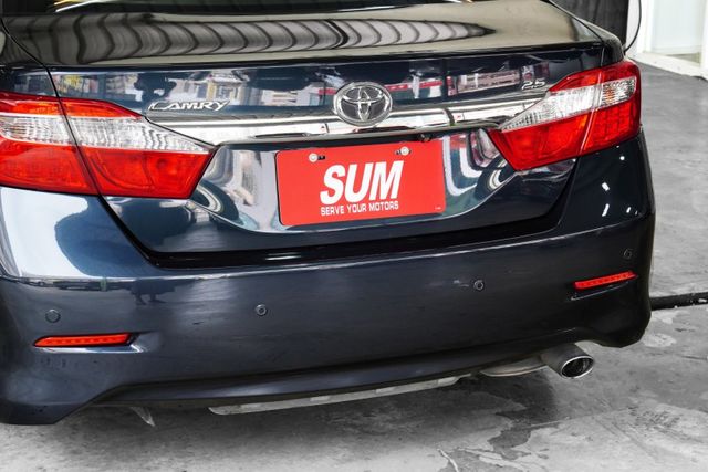 原鈑件 定速、恆溫空調、倒車顯影、導航、後座出風口，加裝胎壓偵測  第20張相片