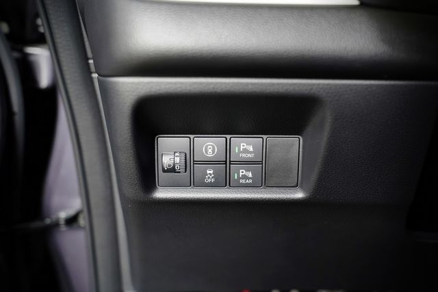 一手車 原鈑件 僅跑2.1萬里 數位儀表、倒車顯影、恆溫、ACC跟車 車道維持  第17張相片