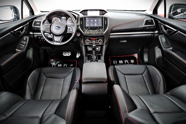 僅跑6.7萬里 天窗 撥片 恆溫 電動椅 偏離警示 ACC 導航倒影  第8張相片