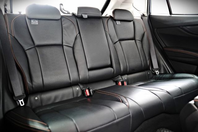 僅跑6.7萬里 天窗 撥片 恆溫 電動椅 偏離警示 ACC 導航倒影  第9張相片