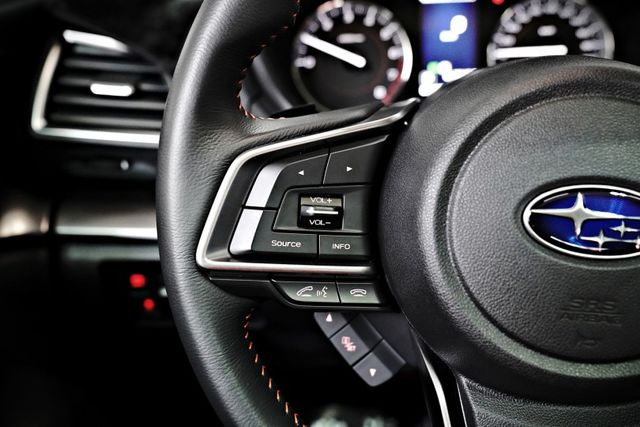 僅跑6.7萬里 天窗 撥片 恆溫 電動椅 偏離警示 ACC 導航倒影  第12張相片