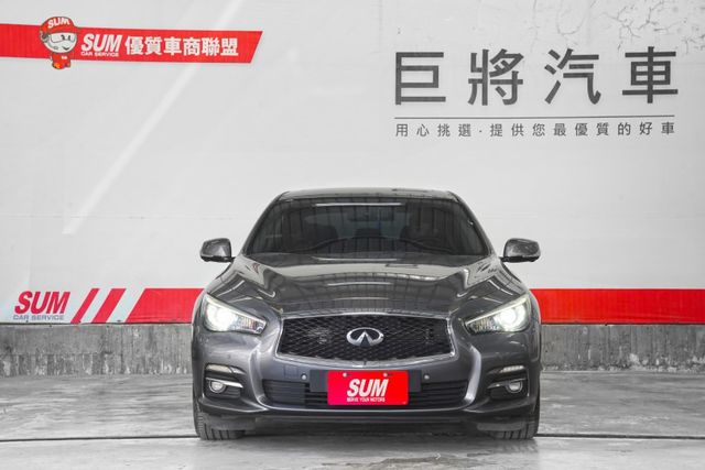 一手車僅跑4.5萬里 原版件 原廠保養 天窗 導航 環景影像 雙電動椅 偏移警示  第2張相片