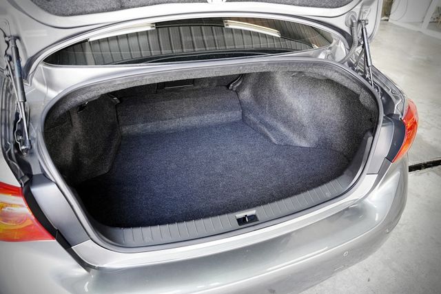 一手車僅跑4.5萬里 原版件 原廠保養 天窗 導航 環景影像 雙電動椅 偏移警示  第10張相片