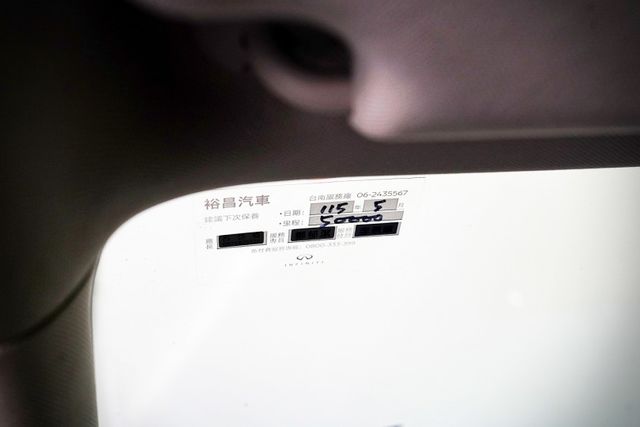 一手車僅跑4.5萬里 原版件 原廠保養 天窗 導航 環景影像 雙電動椅 偏移警示  第17張相片