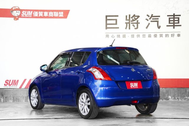 一手車 原版件 倒影、恆溫、定速、IKEY、藍芽、導航、電子後視鏡、方向盤4向  第6張相片