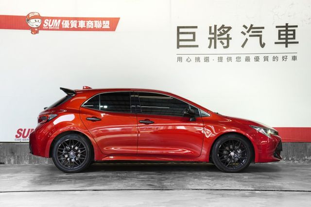 一手車 原版件 缺廠證 ACC 車道偏移 盲點 倒車顯影 抬頭顯示 雙前座電熱椅  第4張相片