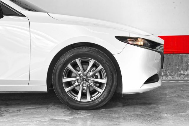 22年式 一手車 原版原漆 MRCC全速域跟車 車道偏移 盲點 360環景 皮椅  第5張相片