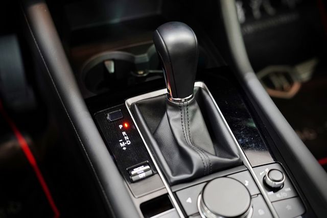 22年式 一手車 原版原漆 MRCC全速域跟車 車道偏移 盲點 360環景 皮椅  第15張相片