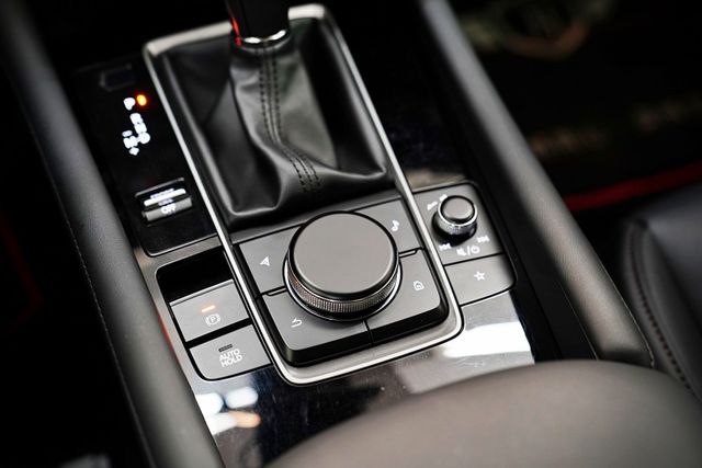 22年式 一手車 原版原漆 MRCC全速域跟車 車道偏移 盲點 360環景 皮椅  第16張相片