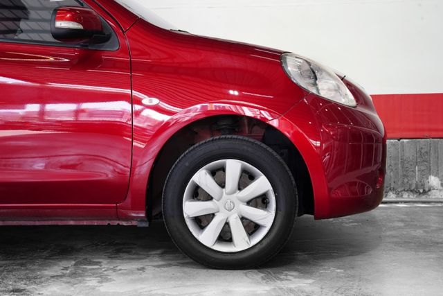 僅跑4.8萬里 一手車 原版件 有皮椅、電動調整後照鏡、胎壓偵測  第6張相片