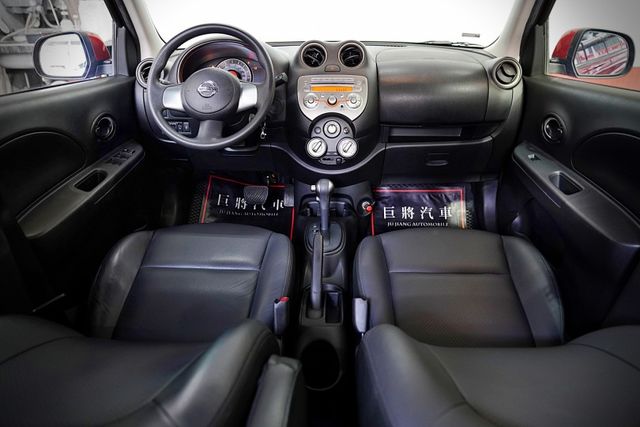 僅跑4.8萬里 一手車 原版件 有皮椅、電動調整後照鏡、胎壓偵測  第8張相片