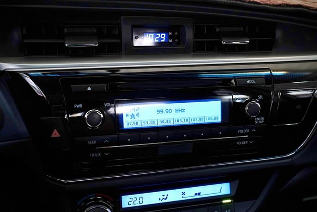 一手車僅跑3萬里 原版件 有定速、恆溫、電折後視鏡 加裝抬顯  第14張相片