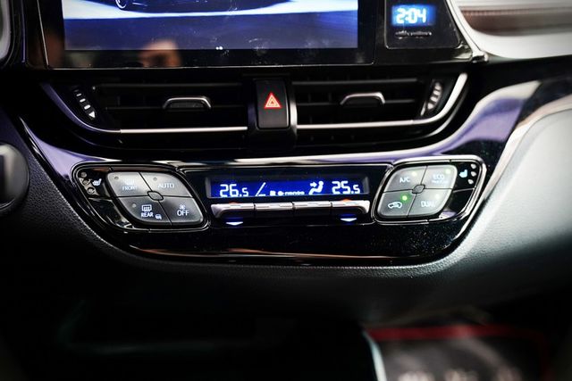 僅跑6.6萬里 倒車顯影 雙區恆溫  第16張相片