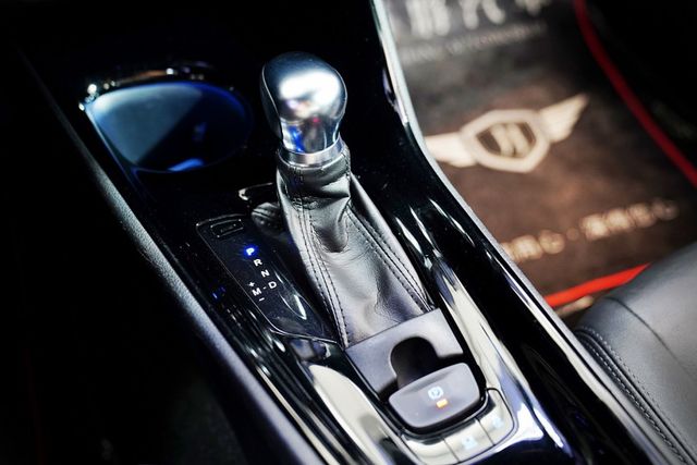 僅跑6.6萬里 倒車顯影 雙區恆溫  第17張相片