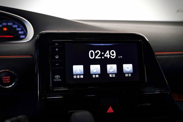 一手車僅跑4.6萬里 原版件 皮椅、免鑰匙、恆溫、電折後視、盲點、定速、右電滑門  第13張相片