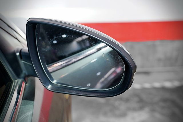原廠保養 僅跑5萬里 全景天窗 導航 電動椅 車道輔助 雙區恆溫  第18張相片