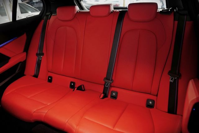 128ti｜一手車僅跑1.8萬里 撥片 電動椅 導航倒影 電尾門 偏離警示 ACC AEB 原鈑件  第8張相片