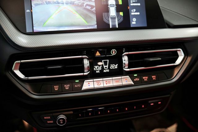 128ti｜一手車僅跑1.8萬里 撥片 電動椅 導航倒影 電尾門 偏離警示 ACC AEB 原鈑件  第15張相片