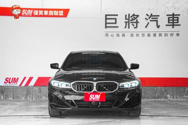 318i Sport｜一手車 僅跑2.3萬里 原版件 原廠保固到2027 5AU、環景、盲點、ID8介面  第2張相片