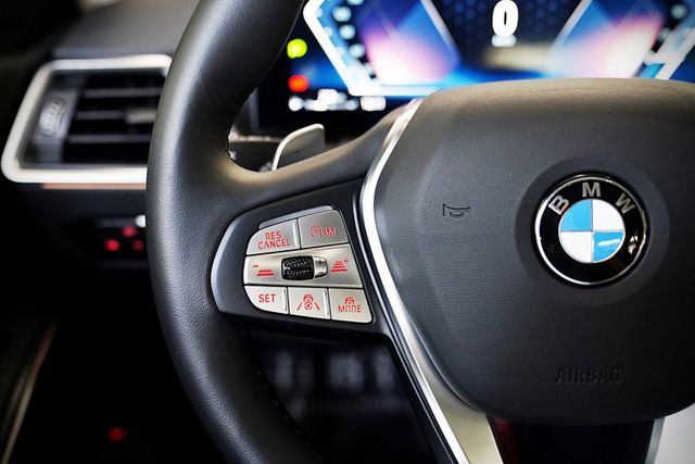 318i Sport｜一手車 僅跑2.3萬里 原版件 原廠保固到2027 5AU、環景、盲點、ID8介面  第10張相片