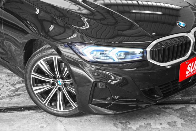 318i Sport｜一手車 僅跑2.3萬里 原版件 原廠保固到2027 5AU、環景、盲點、ID8介面  第20張相片