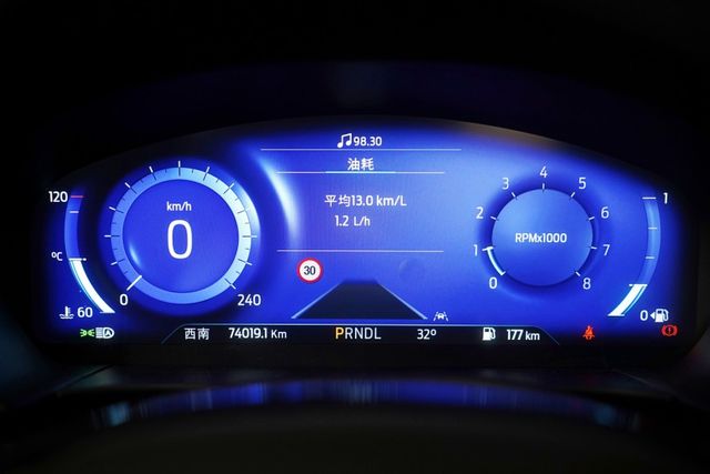 EcoBoost 180旗艦｜僅跑7.4萬里 導航 環景 電尾門 原鈑件 ACC 車道偏移 盲點 數位儀表  第12張相片