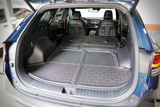X-line 4WD｜原廠保固僅跑2.1萬里 全景天窗 ACC跟車 車道偏離 盲點 360環景 電尾門  第9張相片