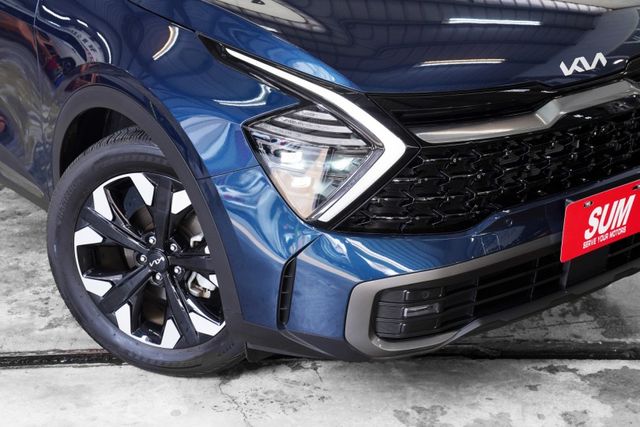 X-line 4WD｜原廠保固僅跑2.1萬里 全景天窗 ACC跟車 車道偏離 盲點 360環景 電尾門  第20張相片