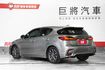菁英版 ｜ 小改後 ACC 車道偏移 雙電動椅電熱椅 倒影 I-Key 自動大燈 雙區恆溫  第6張縮圖