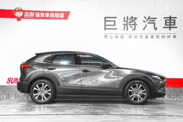 20S Signature｜原廠保養僅跑3.6萬里 ACC車道偏移 盲點 抬顯 電動椅 BOSE環景 電尾門  第4張相片