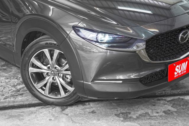 20S Signature｜原廠保養僅跑3.6萬里 ACC車道偏移 盲點 抬顯 電動椅 BOSE環景 電尾門  第20張相片